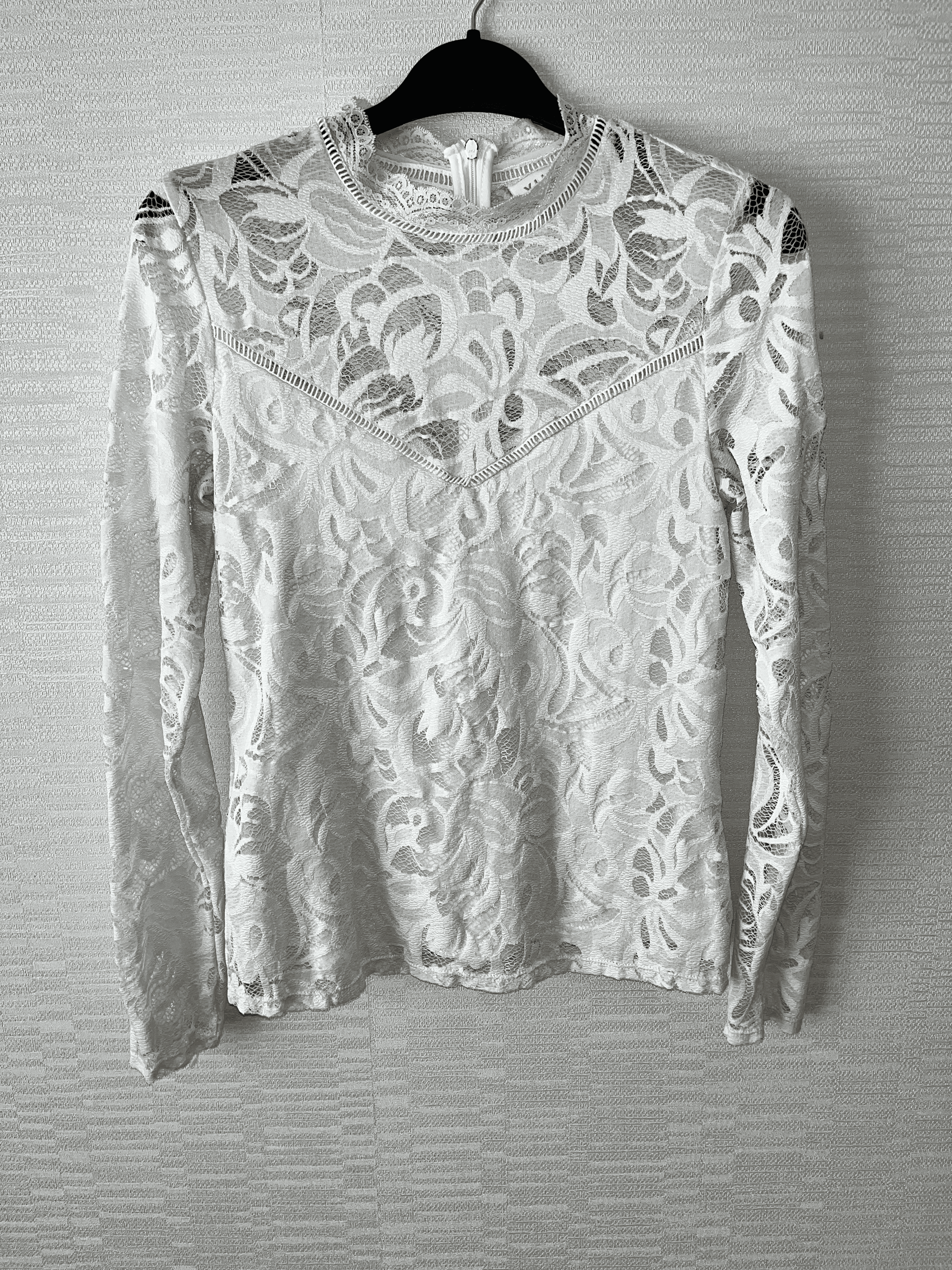 Vila White Lace Vila Top - image 1