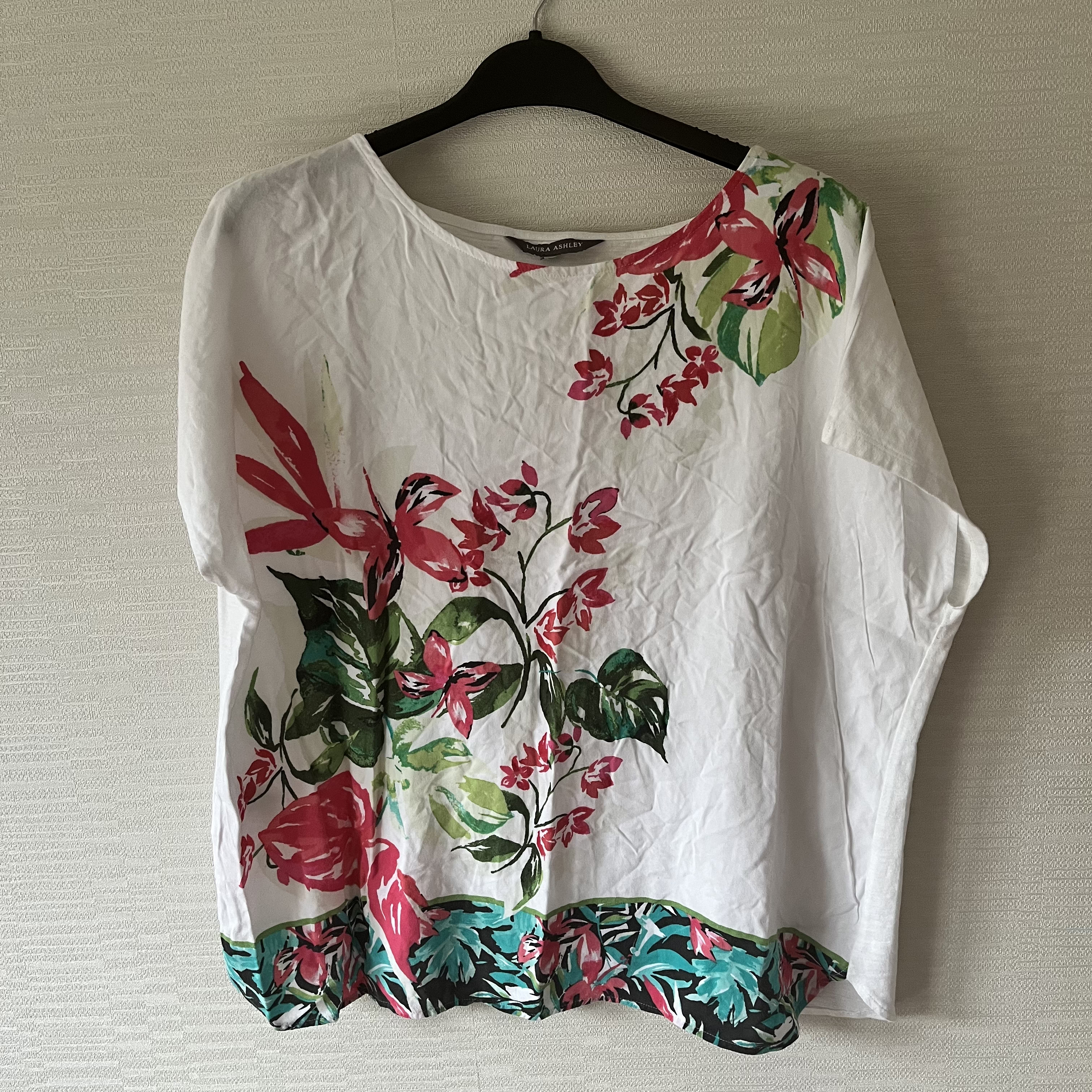 Laura Ashley Laura Ashley Floral White Tshirt - image 1